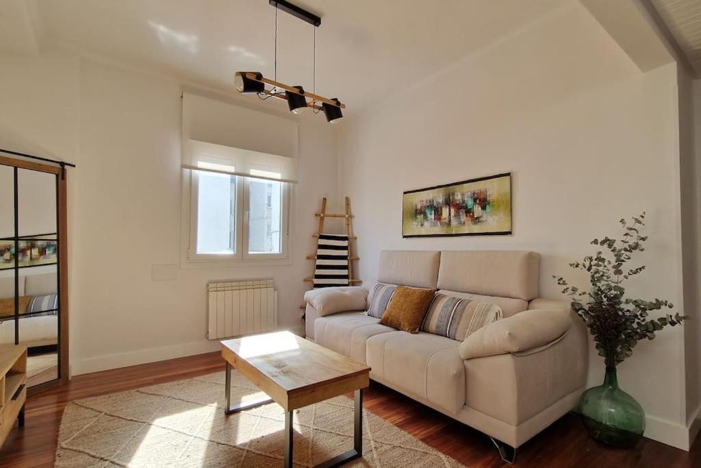 Cozy Apartment In The City Center By Aloha Bilbao Exterior foto